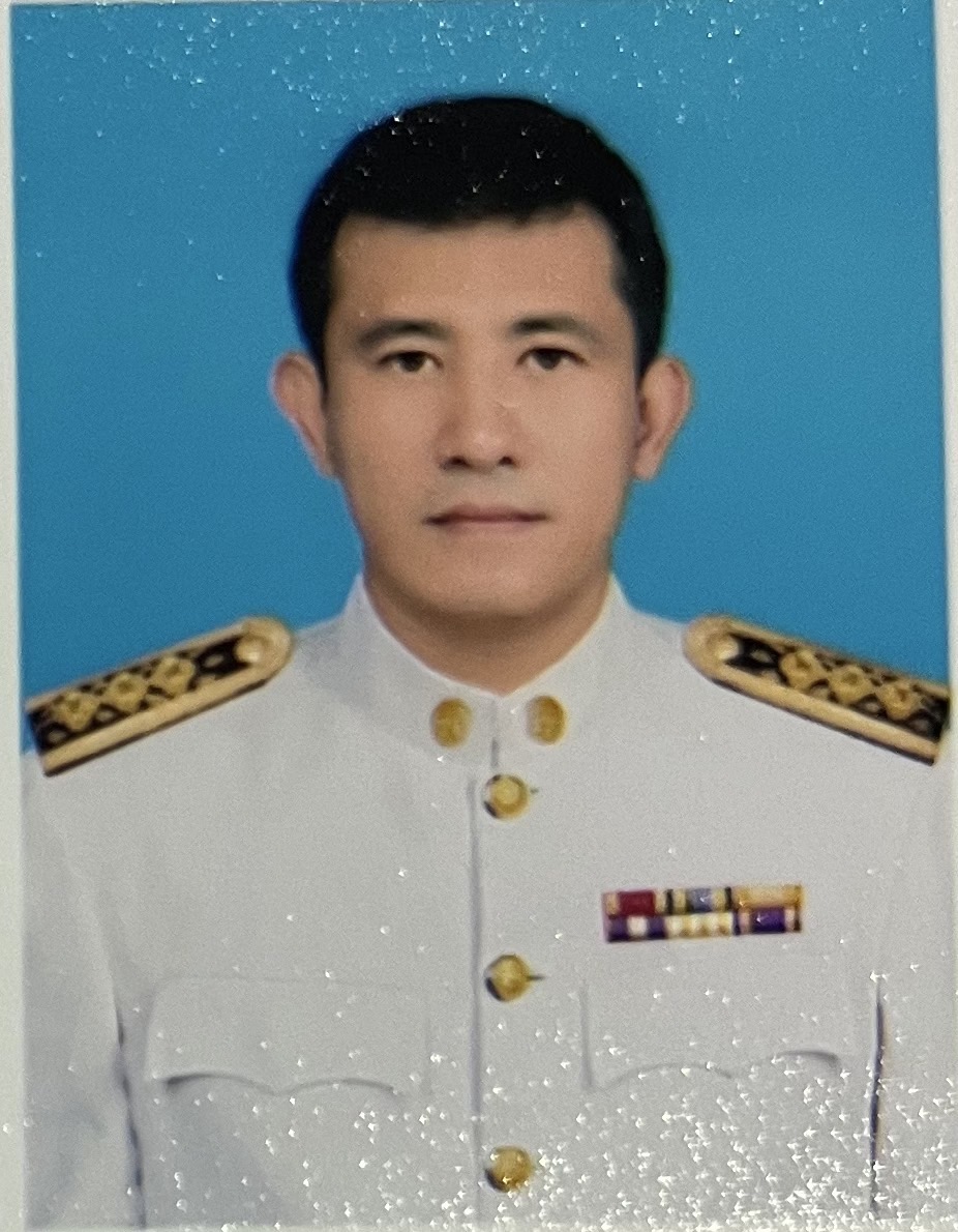 นายศักดิ์ศิลป์  บุรินทร์กุล