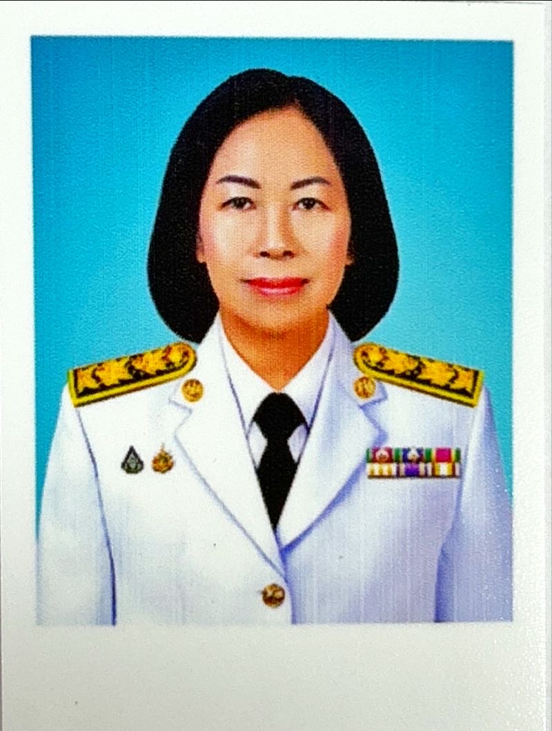 นางสุภาวดี  พานิชย์