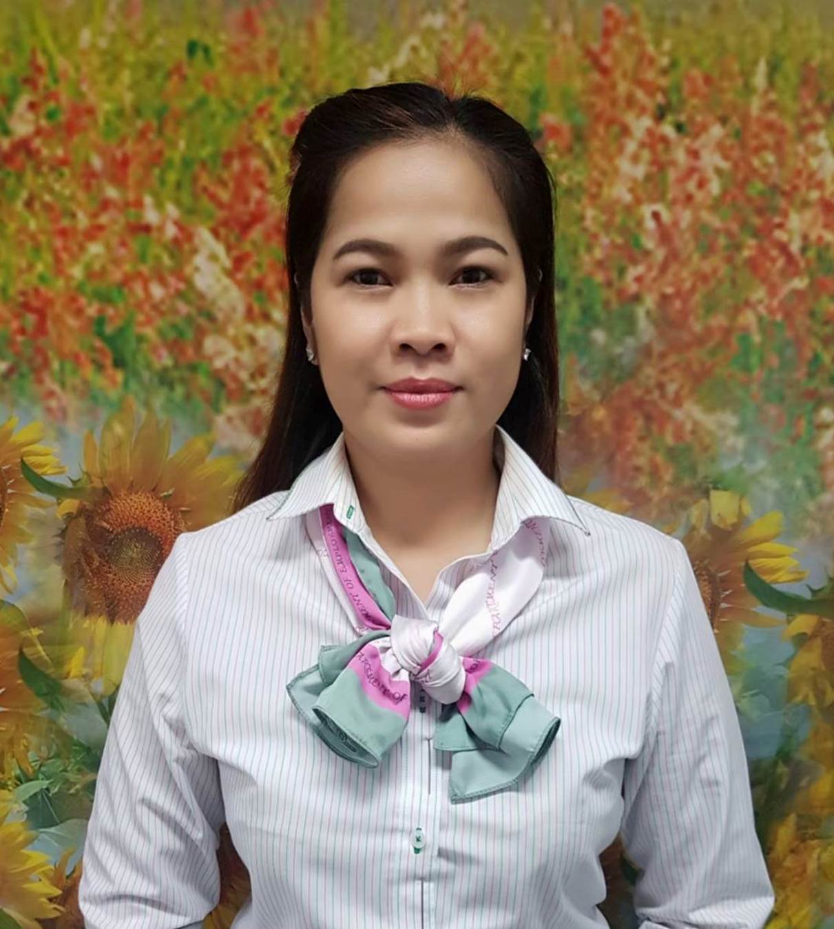 นางสาวเรณู ศรีชมภู