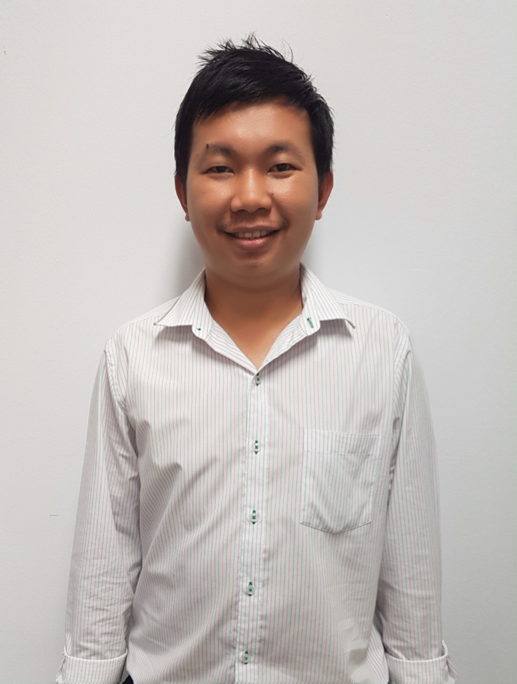 นางสาวเนตรนภา  ยิ้มประเสิรฐ