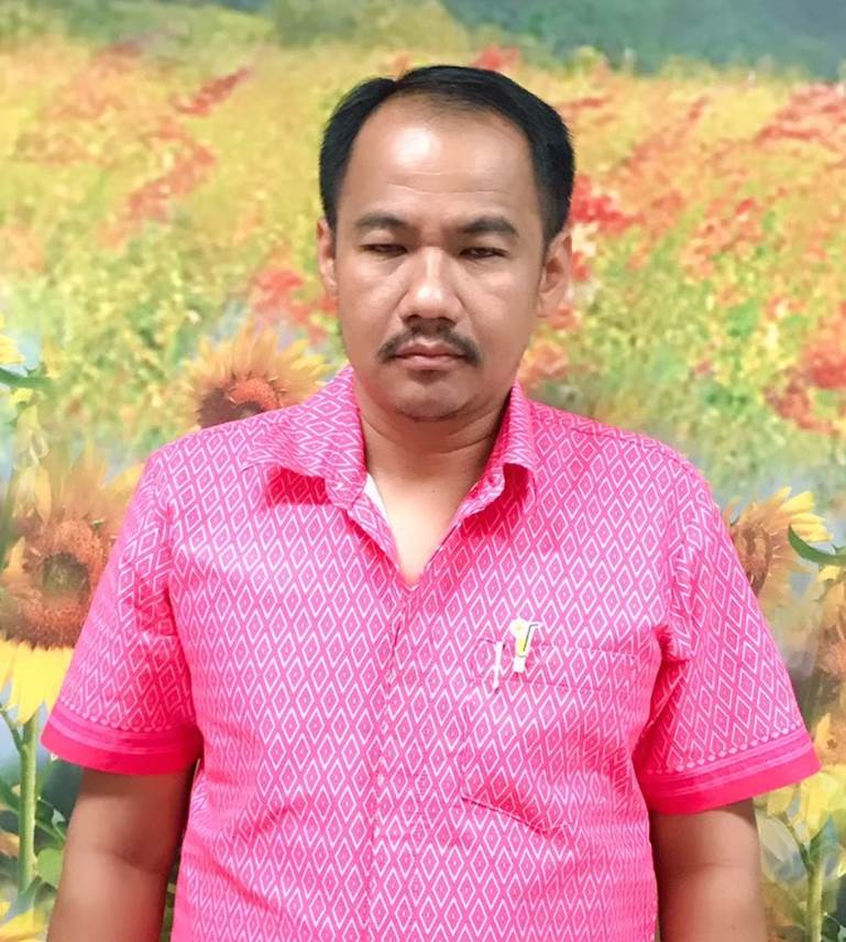 นายดิเรก  พันธุ์เมือง