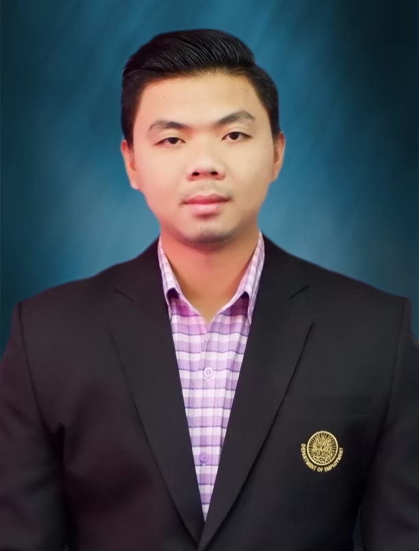 นายวีระศักดิ์  วงศ์จันทร์