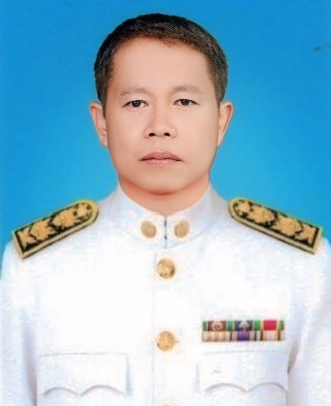 นายวิรัตน์ กลางบุญเรือง