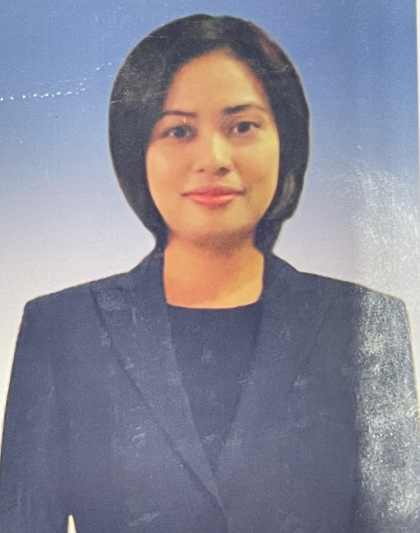 นางสาวขวัญยิหวา แซ่ตัน